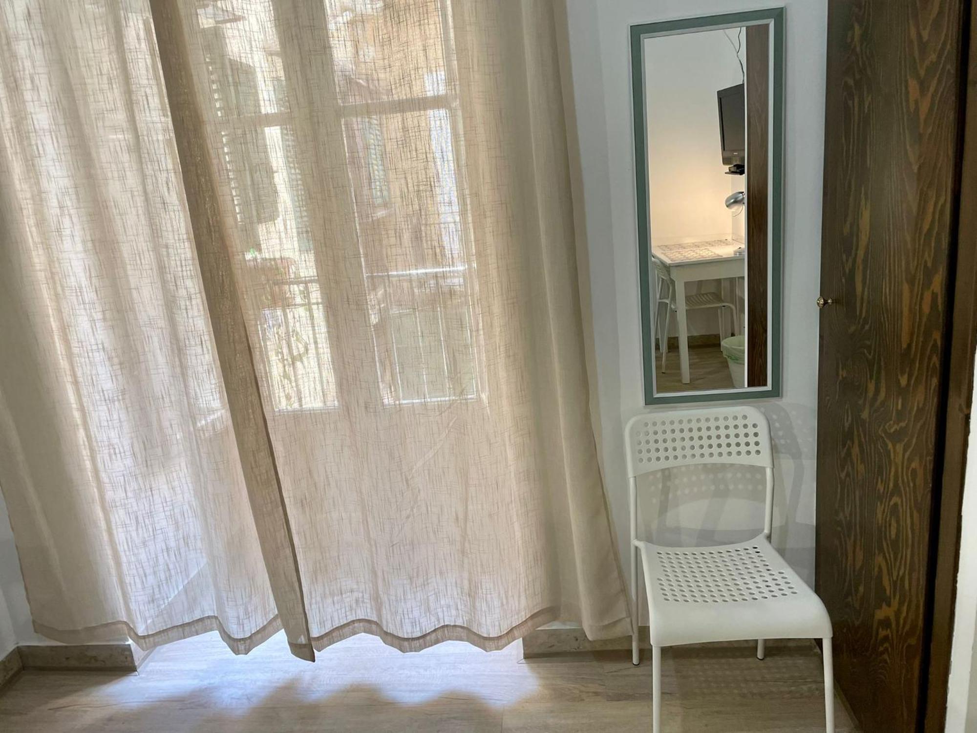 Maqueda Rooms Palermo Bagian luar foto